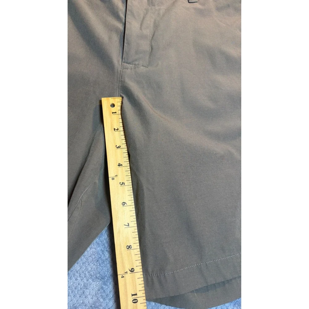 Banana Republic Hybrid Shorts Mens Gray Excellent Stretch Ripstop 34